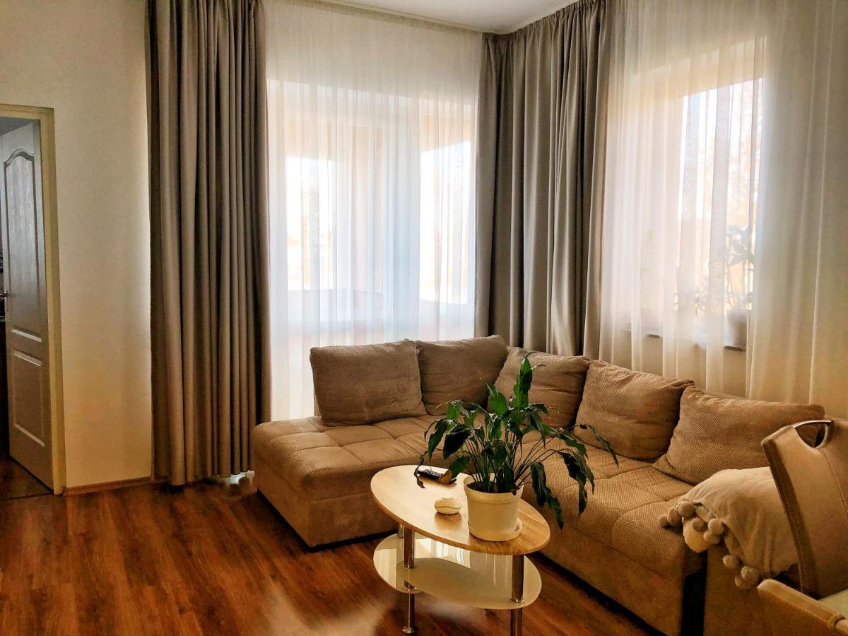 Boro Apartman Tiszafüred المظهر الخارجي الصورة