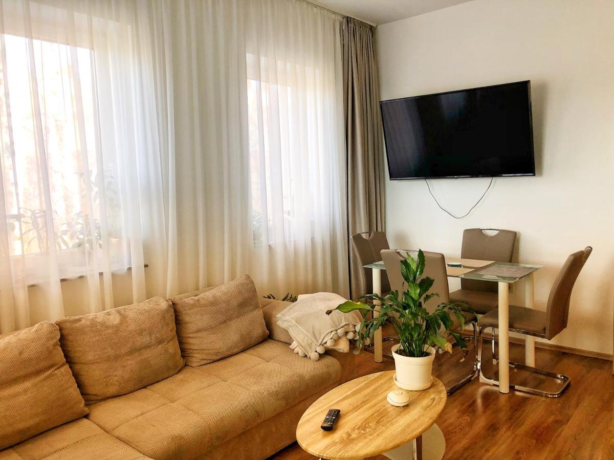 Boro Apartman Tiszafüred المظهر الخارجي الصورة