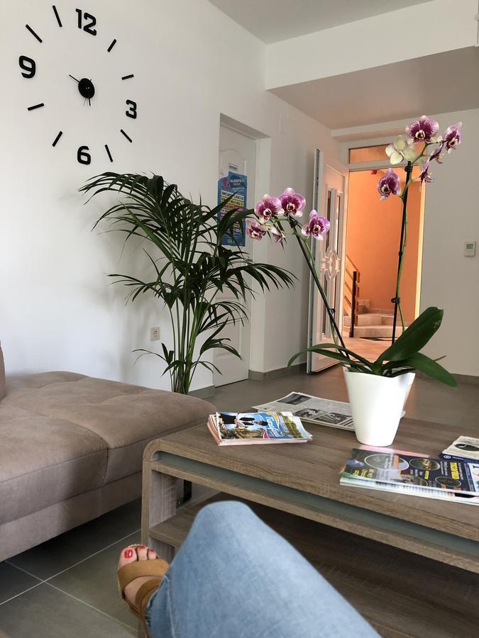 Boro Apartman Tiszafüred المظهر الخارجي الصورة